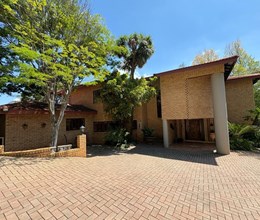 DOUBLE STOREY HOME, HELDERKRUIN EXT 14, BANKET DRIVE