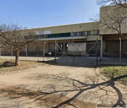 ONLINE AUCTION - INDUSTRIAL PROPERTY, 10 NEUTRON STREET, URANIAVILLE
