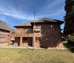 LIFESTYLE PROPERTY - ORKNEY VAAL RESORT - ORKNEY - NORTH-WEST PROVINCE