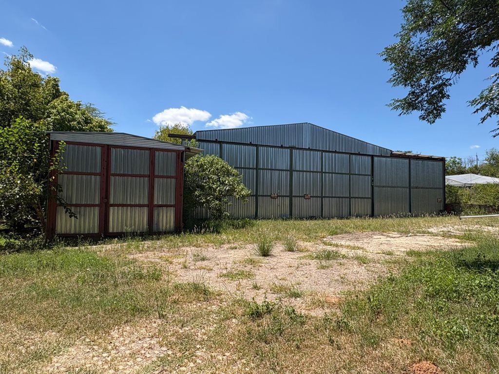 CULLINAN - SMALL HOLDING WITH VARIOUS IMPROVEMENTS - PTN 431 FARM LEEUWFONTEIN [4.4HA]